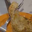 아이테르 | [홍대.연남/카페] 뒷맛이 깨끗한 티아메리카노와 감자빵 맛집 '아이테르' 카페 후기