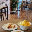 용지호수 | 창원 용지호수카페 빙수맛집 다옴 후기