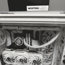 화이트 PC 이미지