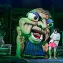 공연기획 푸른하늘 | 눈앞에서 살아 움직이는 환상의 세계 - 뮤지컬 '센과 치히로의 행방불명' [공연]