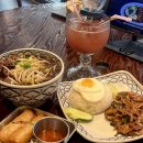 유성그린산장식당 | 대전 유성 관평동 태국 쌀국수, 덮밥 현대아울렛 맛집 : 콘타이 (아기의자)