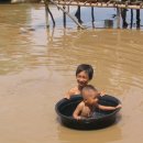 호수위의 집 이미지