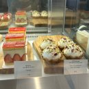 카페 정스 | 연남동 카페 레정스 후기 (프랑스 디저트 맛집 / 연남동 통창 카페)