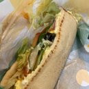 건강보험 오거리 앞 이미지