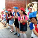 문현초등학교 3-5 챔프교실 친구들의 러브쏭 무용하는 모습입니다. 이미지