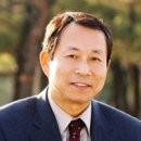 정의의 여신상과 판결 이미지
