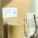 작은 유리잔 이미지