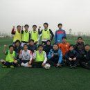 축구장 옆 이미지