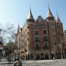 그라시아 거리(Passeig de Gracia)의 건물들 이미지