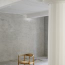 더 체어(The Chair) | #17 본질만 남긴 위대한 비워냄, '더 체어(The Chair)'