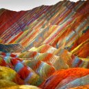 Rainbow Mountains in China's Danxia Landform Geological Park 이미지