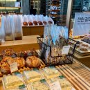천안역 . 뚜쥬르 과자점 돌가마마을점
