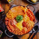 1967 부대찌개 연구소 | 간편하게 즐기는 매콤한 한 끼! 빨간음식연구소 햄폭격 부대찌개 밀키트 솔직 후기