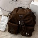 단정하개 | 프라다 리나일론 백팩 미디엄 시에나 딥브라운 후기 (+이너백 사용)