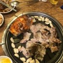 꿀꿀뒷고기 이미지