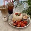 향기있는부엌 | 홍대 수플레 카페 라헬의부엌 딸기모찌수플레