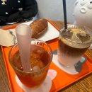 커피내리는부부 이미지