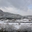 눈내린겨울 용동마을 외딴집 이미지
