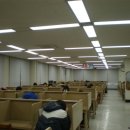 시립도서관 화장실 이미지