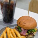 청구그린노래연습장 | 마곡 LG아트센터 맛집 | 비틀쥬스 보고 테이스티버거 먹은 후기