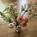 설렘매력주의보(설매주) 촬영준비물!-안개꽃 생화부케, 헤어변형 꽃,유색드레스,염색,네일아트,풍선...
