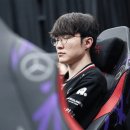[LOL] 롤 커뮤니티 대폭발 전자 VS 후자 이미지