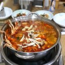 필돈가스 샐러드바 이미지