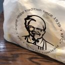 케이에프씨 한국외대점 | 한국상륙 인싸템 : KFC 닭껍질튀김