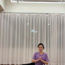 [위아요가/아차산역 요가] 앉아서 하는 고관절 회전 스트레칭 이미지