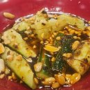 정성키친 - 유성구 | [더현대 맛집 점심] 여의나루역 맛집 점심으로 딱! 아시안 감성 가득한 '정윤 키친' 솔직 후기