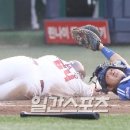 태그아웃 이미지