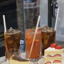 메이베이크 | 상왕십리역 카페 딸기케이크, 버터떡 맛집 메이베이크
