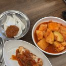 노랑라면 | 난 압도적 비주얼의 산더미 우거지와 공든탑 감자탕과 실비겉절이 라면사리 찐 후기! 주차 웨이팅 정보