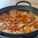 신산리 간이화장실 이미지