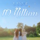 VIVIZ (비비지) - &#39;La La Love Me&#39; MV 10,000,000 Views🎉 이미지