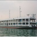 거북선 앞 이미지