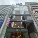 스타벅스 명동 중앙로 | 명동의 북적임을 한 발짝 거리에서 느낄 수 있는 스타벅스 명동중앙로점 방문 후기