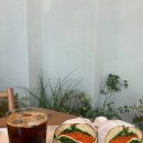 11650-1-10-588 | 선유도역 조용한 카페 베이커리 손유 내돈내산 후기