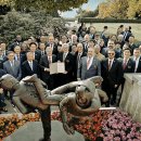 태권도 상징 조형물 이미지