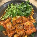 [수원/광교] 느루집 / 솔직후기 / 부드러운 뼈닭갈비가 맛있는 수원 닭갈비 맛집
