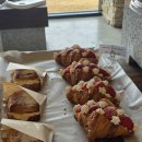 어라우즈로스터리 이미지