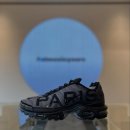 2253 | 나이키 에어 맥스 플러스 PRM 파리생제르망 블랙 그레이 IB2253-001