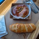 CAFE 247 | [가평데이트] 포레스트뷰 + 리버뷰 베이커리 커피맛집 가평대형카페 "리버레인" 후기