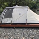 숲속에서 캠핑장 이미지