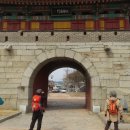 고려궁성곽길 이미지