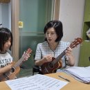 우쿨렐레 이미지