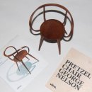 Design Classics X : 프레첼 체어 Pretzel Chair by George Nelson 이미지