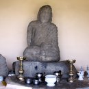 가좌리 석조약사여래좌상 이미지