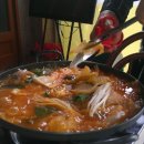 꺼먼돼지랑오리랑 이미지