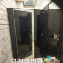 경기도 고양시 화장실칸막이 구조변경 탈의실겸 샤워장 출입구 큐비클칸막이 시공 이미지